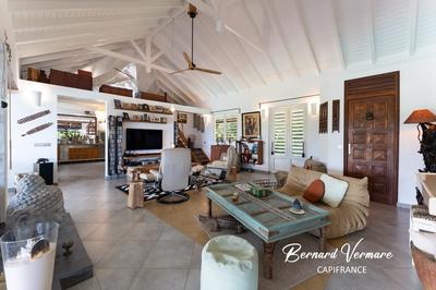 Demeure - 196 m² - 8 pièces