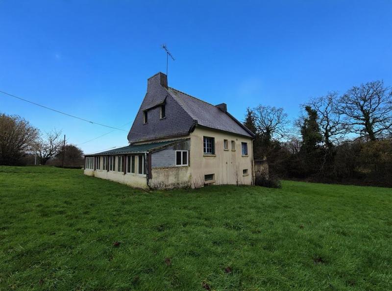 Maison - 90 m² - 5 pièces