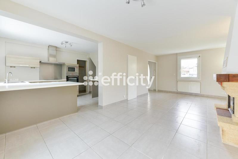 Maison - 130 m² - 6 pièces