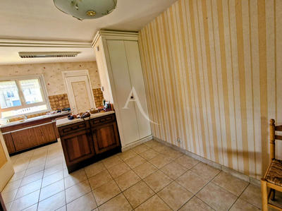 Maison - 101 m² - 5 pièces