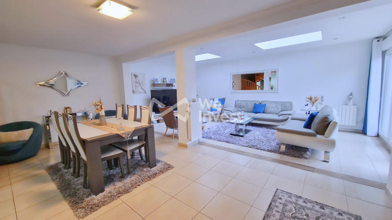 Maison - 122 m² - 6 pièces