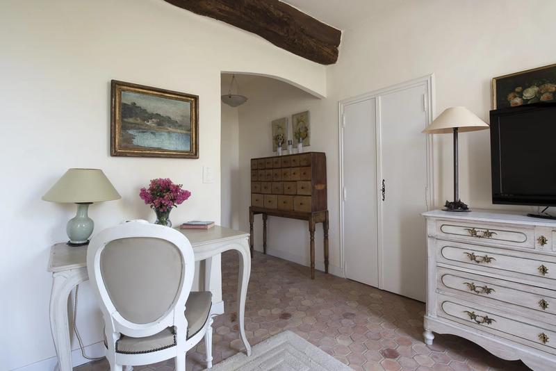 Maison - 520 m² - 15 pièces