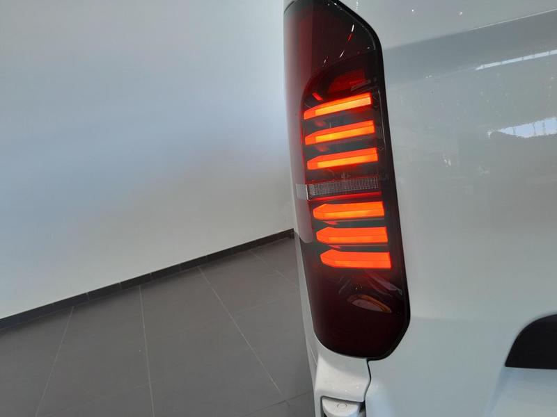 Volkswagen Transporter Van L1h1 2.0 Tdi 150 Bva8 Business