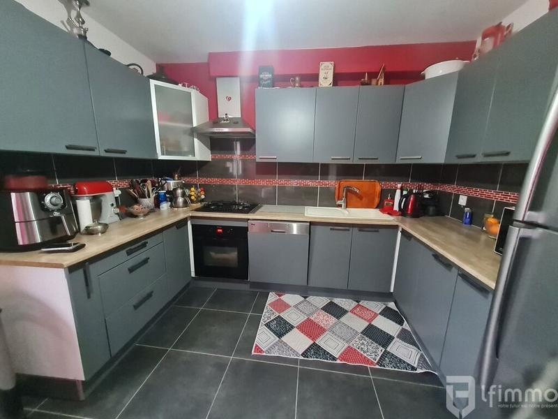 Maison - 102 m² - 5 pièces