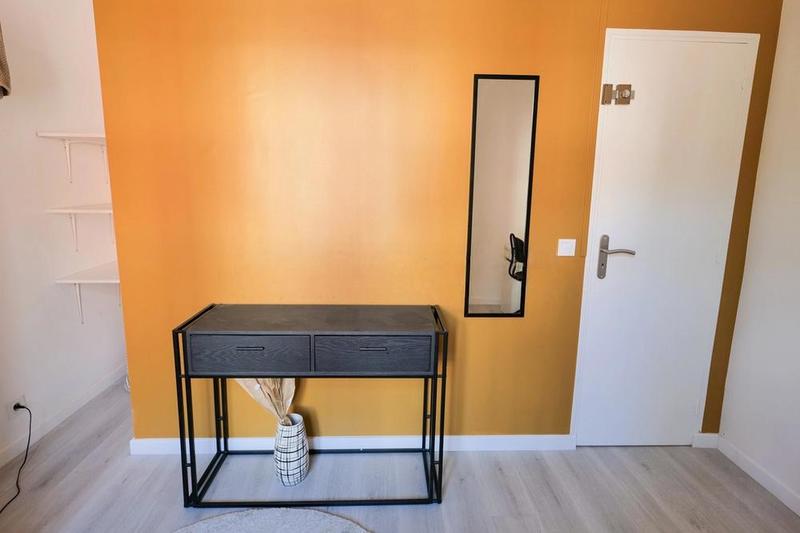 Chambre - 17 m² - 1 pièce