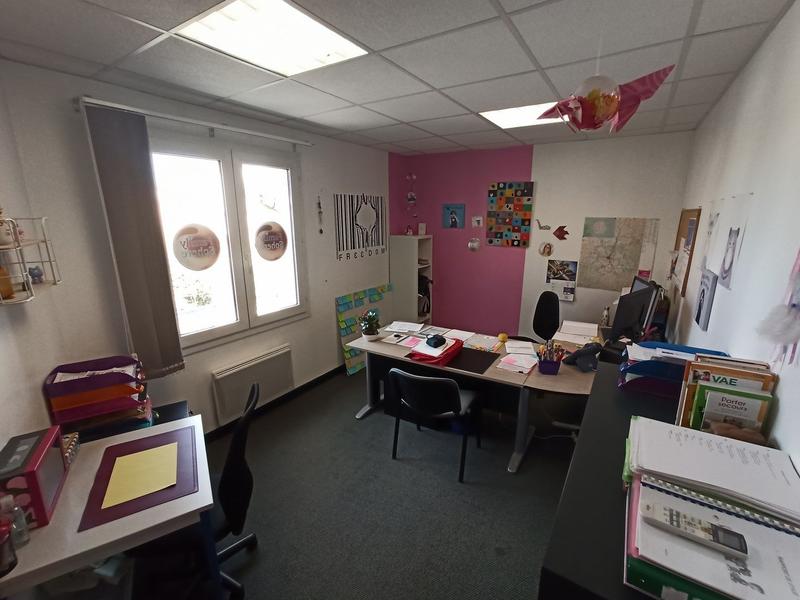 Bureau - 105 m²