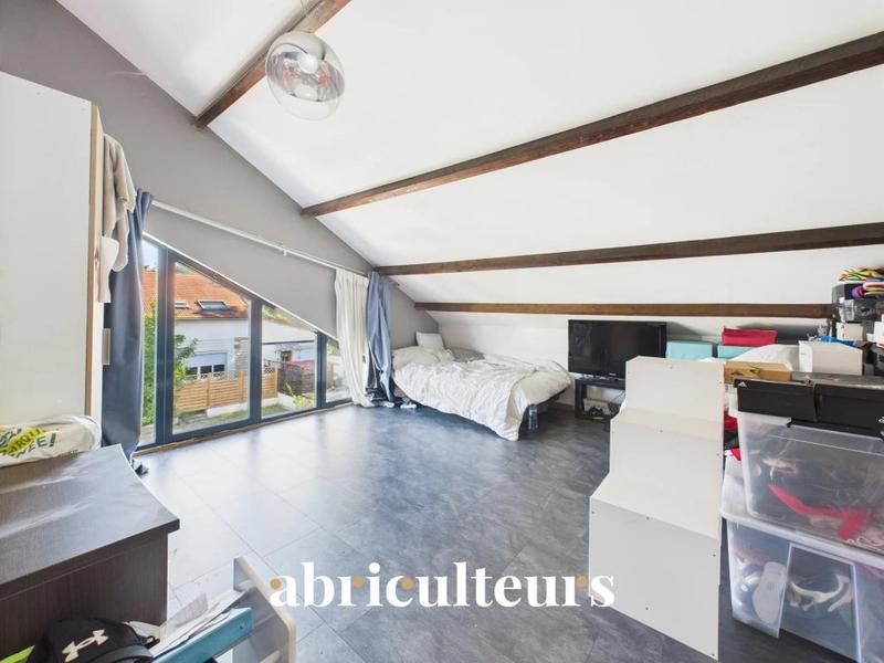 Appartement ancien - 117 m² - 6 pièces