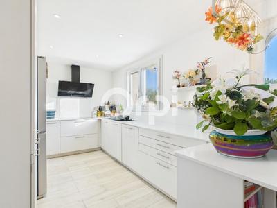 Maison - 94 m² - 4 pièces