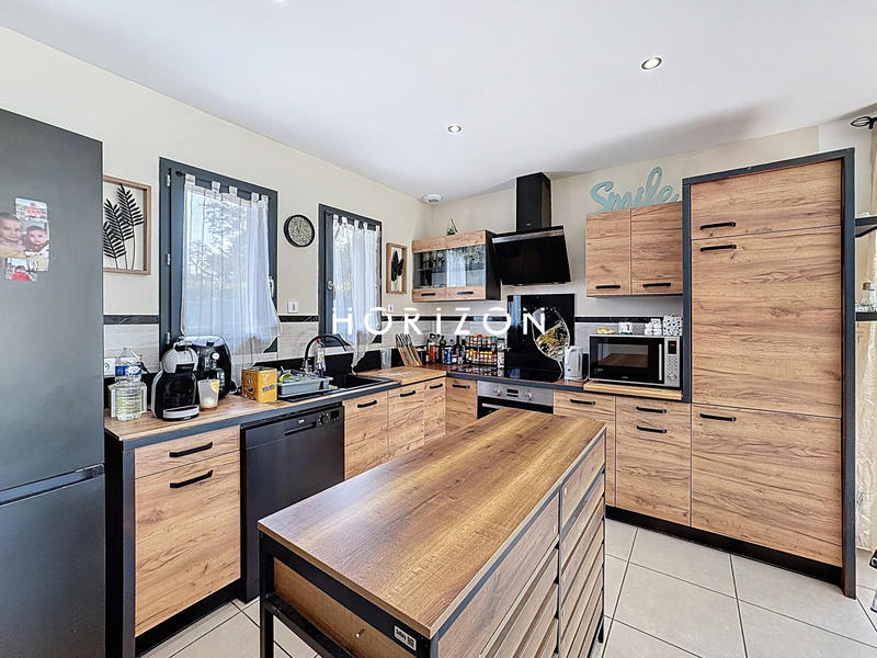 Maison - 80 m² - 3 pièces