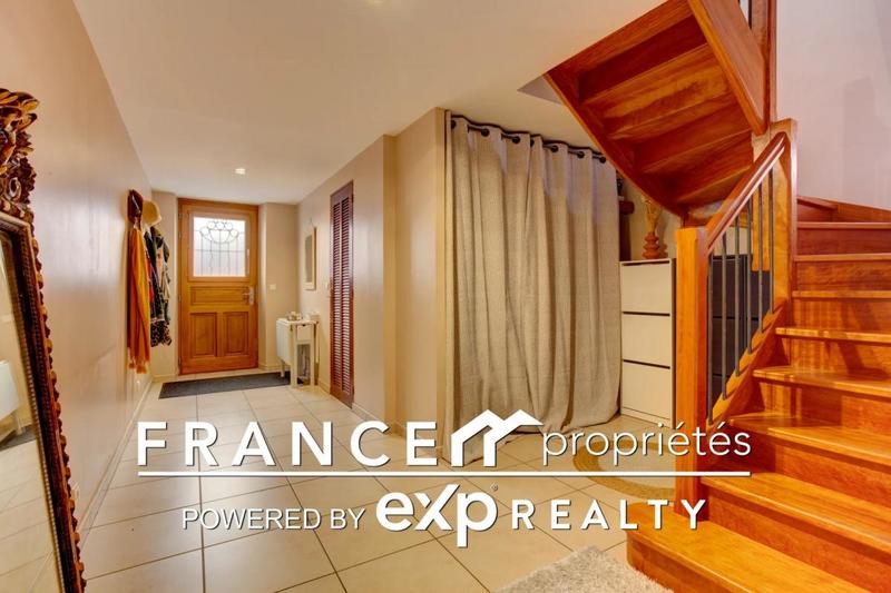 Maison de village - 167 m² - 6 pièces