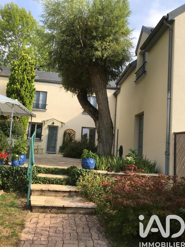 Maison - 210 m² - 7 pièces