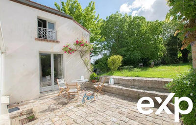 Maison - 167 m² - 8 pièces