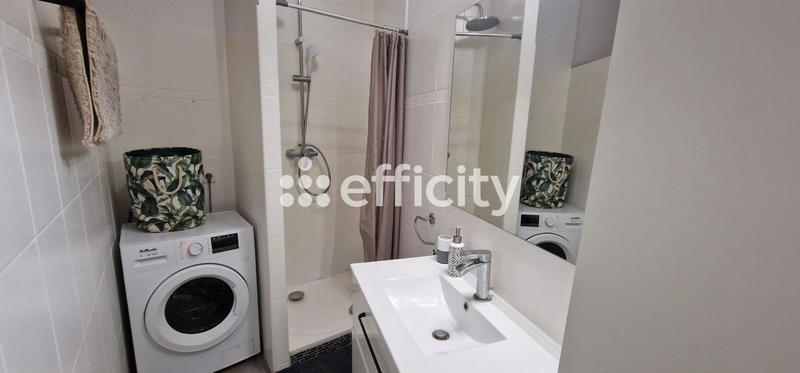 Immeuble - 145 m² - 6 pièces