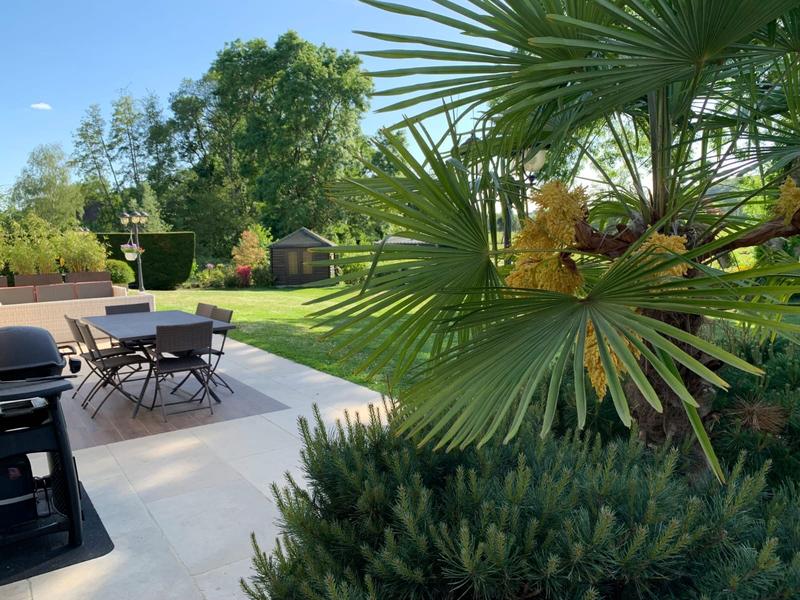 Maison traditionnelle - 210 m² - 7 pièces