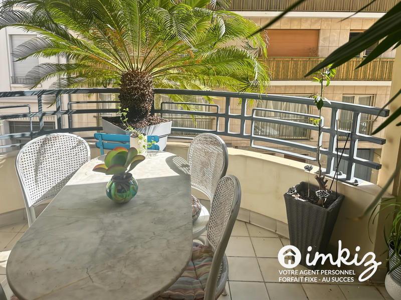 Appartement - 100 m² - 4 pièces