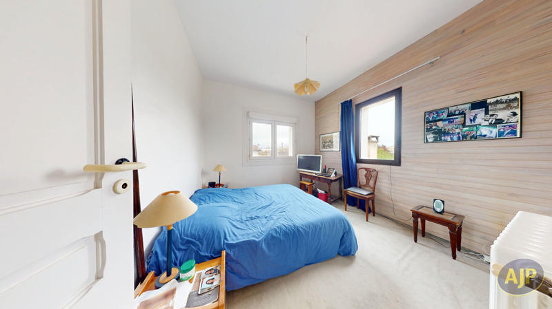 Maison - 170 m² - 5 pièces