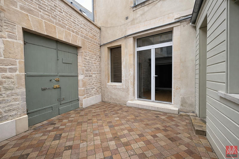 Appartement - 115 m² - 5 pièces