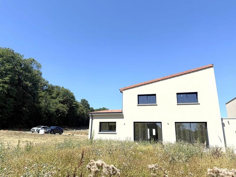 Maison - 141 m² - 6 pièces