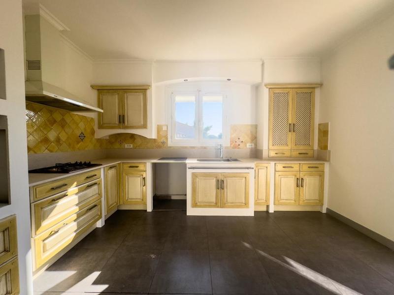 Maison de village - 157 m² - 6 pièces