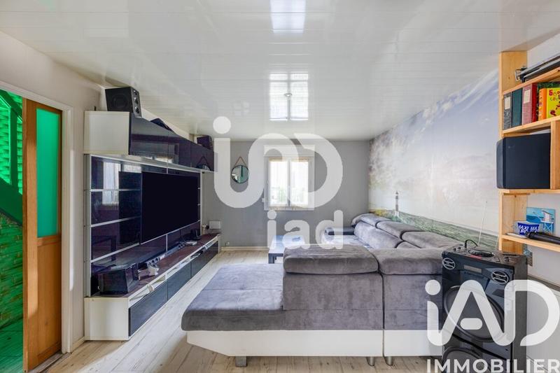 Maison - 127 m² - 8 pièces