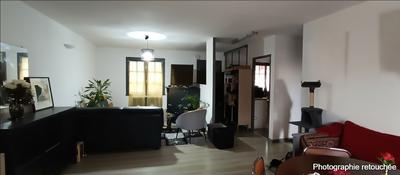 Maison - 83 m² - 4 pièces