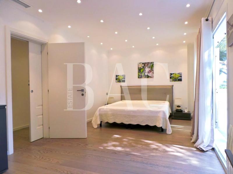 Villa - 550 m² - 14 pièces