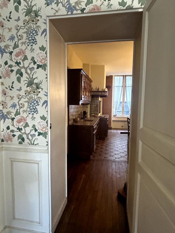 Appartement - 144 m² - 8 pièces