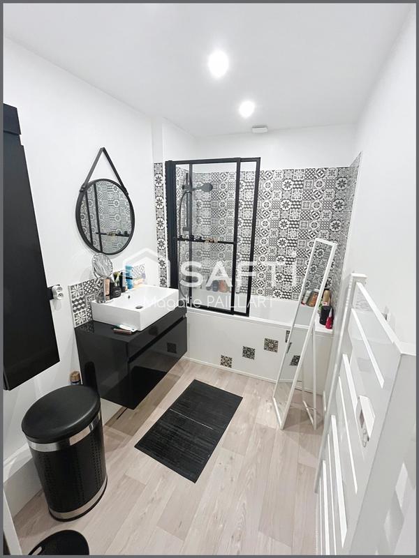 Maison - 95 m² - 5 pièces