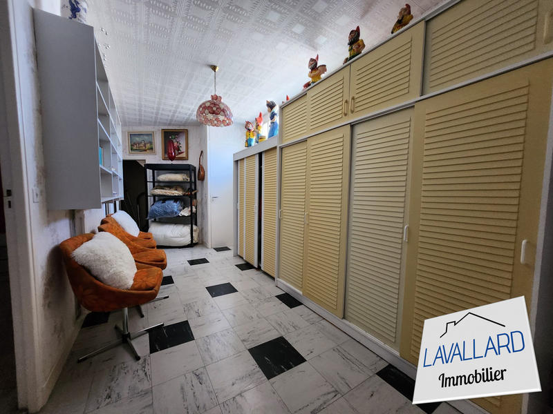 Maison - 165 m² - 6 pièces