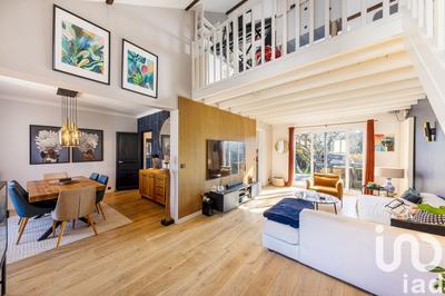 Maison - 137 m² - 8 pièces