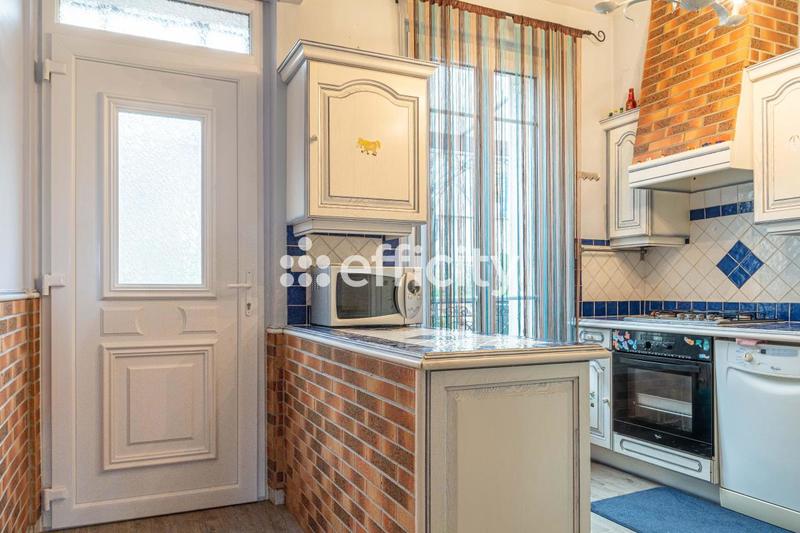 Maison - 100 m² - 6 pièces