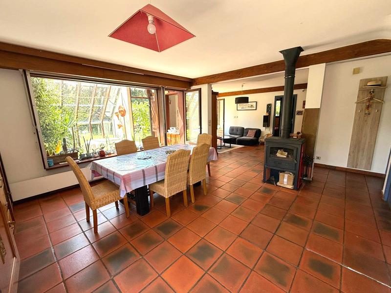 Maison - 170 m² - 7 pièces