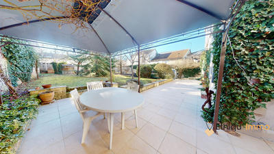 Maison - 170 m² - 5 pièces