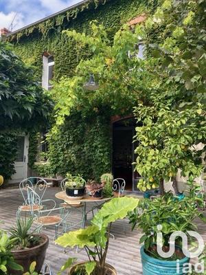 Maison de village - 200 m² - 6 pièces