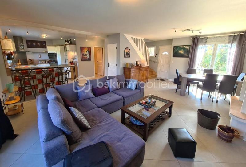 Maison - 125 m² - 6 pièces