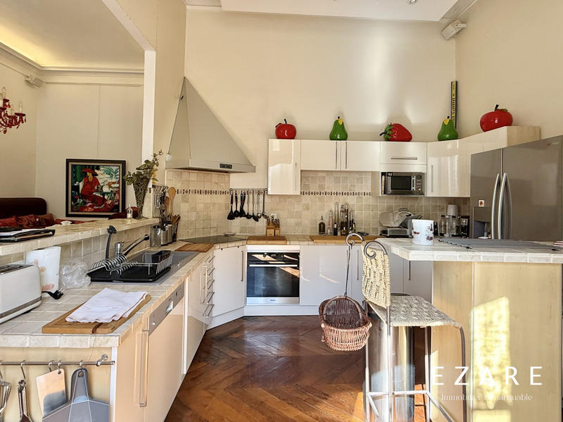 Appartement - 258 m² - 5 pièces