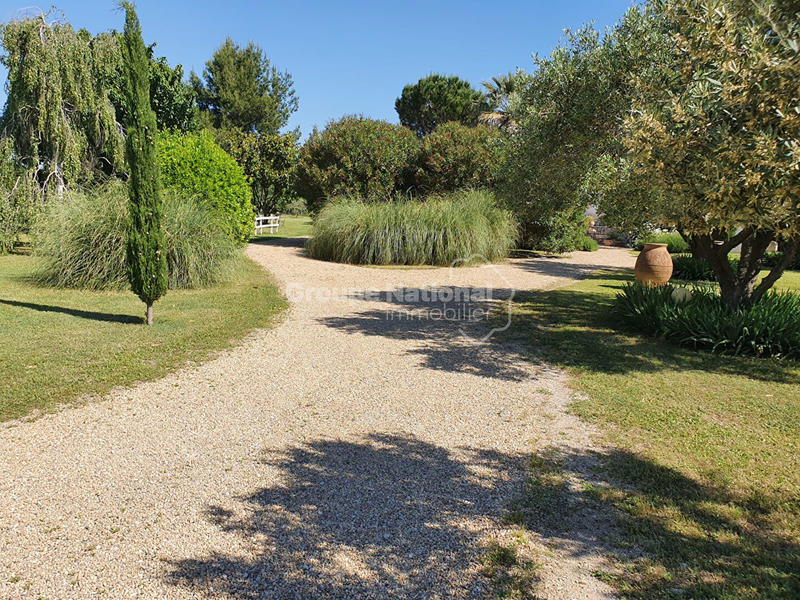 Villa - 230 m² - 6 pièces