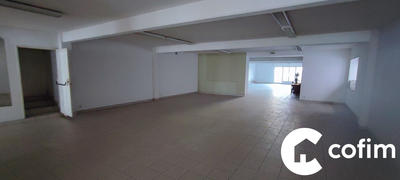 Local commercial - 285 m²