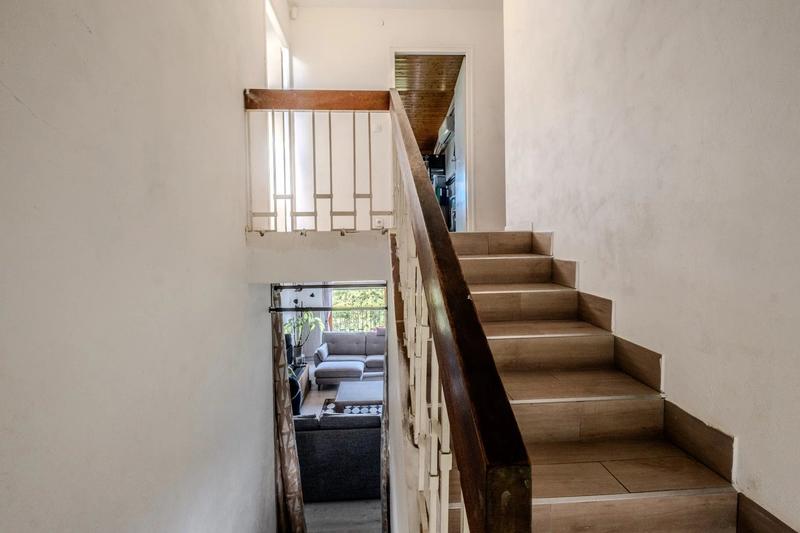 Maison - 216 m² - 9 pièces