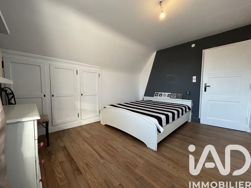 Maison - 176 m² - 8 pièces