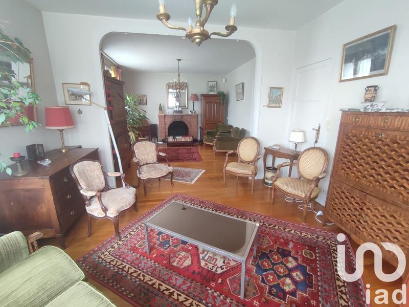 Maison - 199 m² - 6 pièces