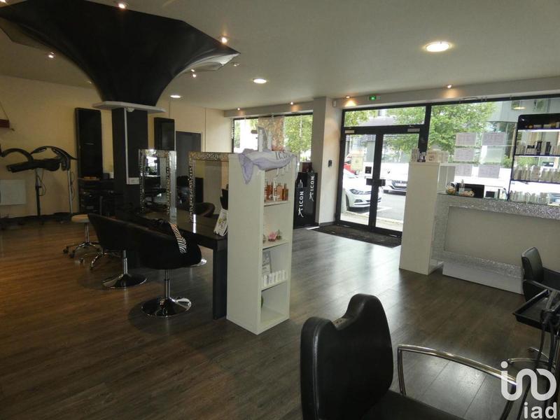 Local commercial - 101 m²