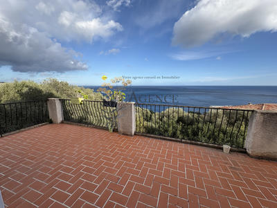 Appartement - 95 m² - 4 pièces