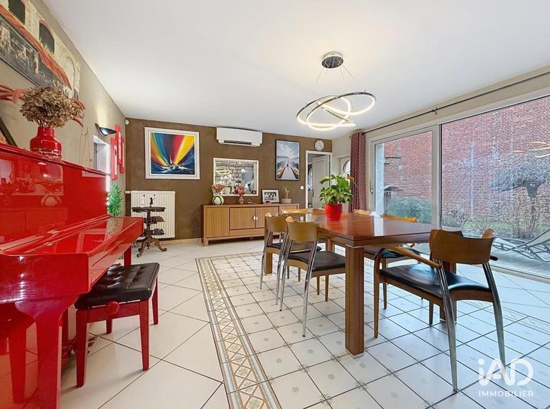 Maison - 449 m² - 9 pièces