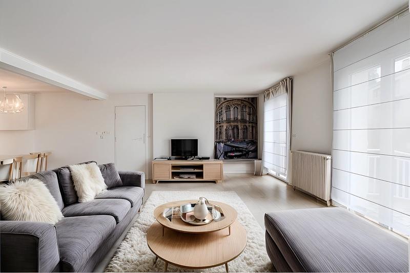 Maison - 210 m² - 7 pièces