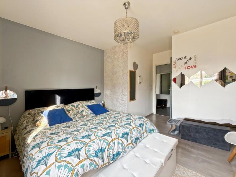 Maison - 143 m² - 5 pièces