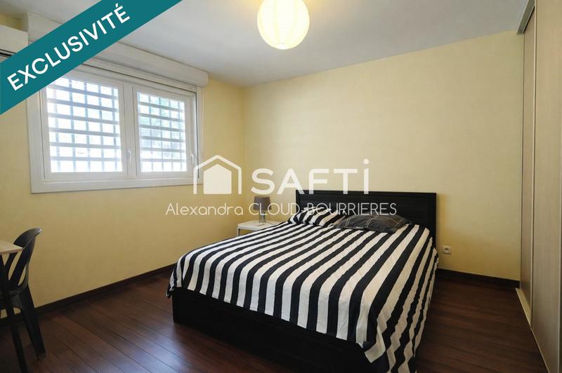 Villa - 276 m² - 6 pièces