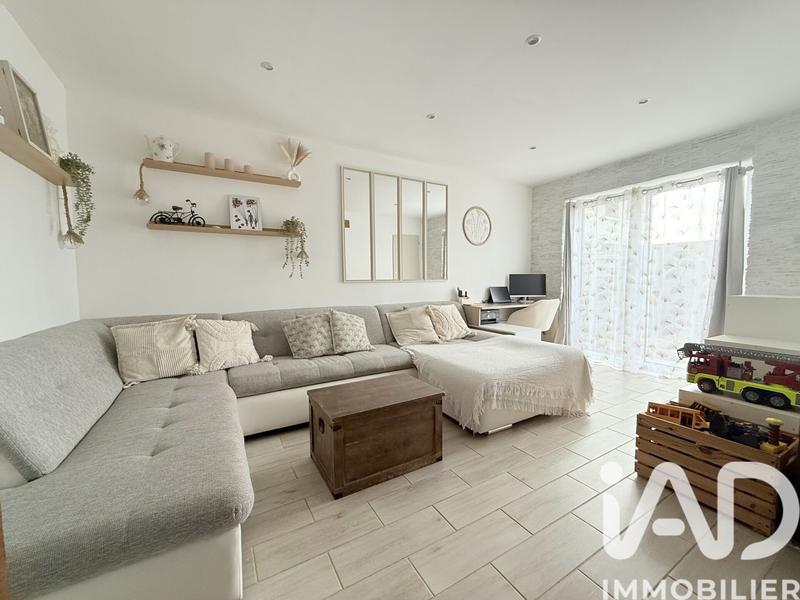 Maison - 94 m² - 5 pièces