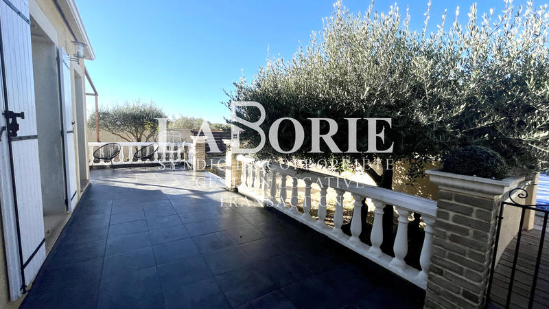 Villa - 94 m² - 4 pièces