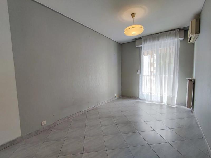 Appartement - 77 m² - 3 pièces